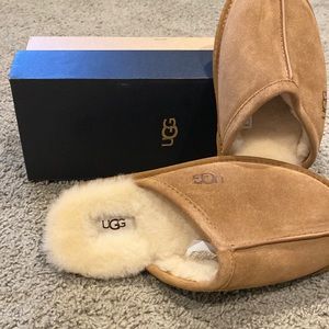 NIB Ugg Men's Scuff slippers Size 9 (42)